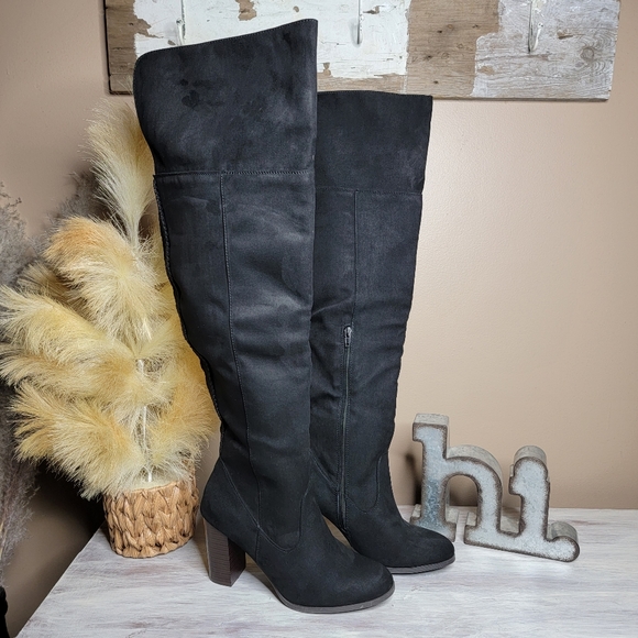 JustFab Shoes - Just Fab Knee High Boots